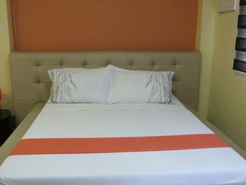 Hotel Cara Lipa City Bagian luar foto