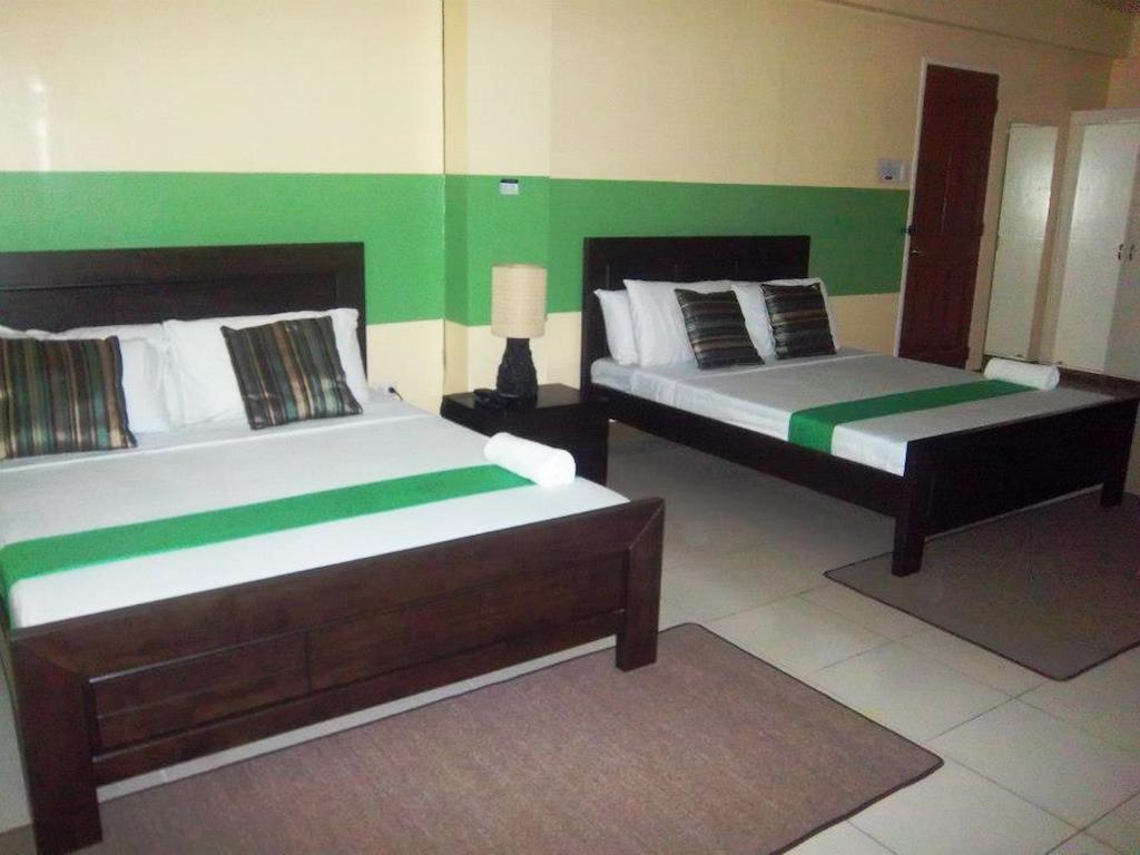 Hotel Cara Lipa City Bagian luar foto